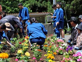 写真：長岡市立山本中学校