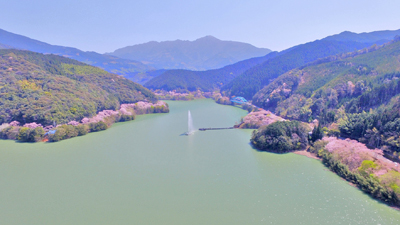 写真：市房ダム湖周辺（熊本県水上村）